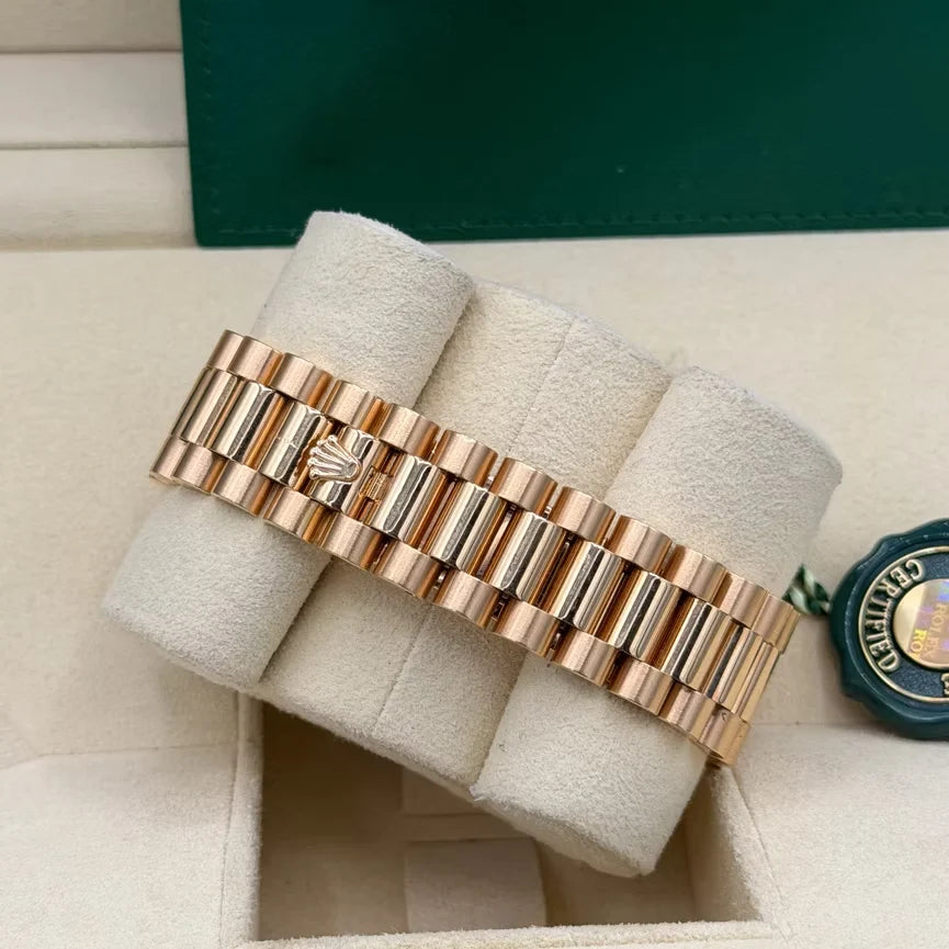 Day-Date 36mm President Bracelet Chocolate Ruby Dial Rose Gold Diamond Bezel 118235